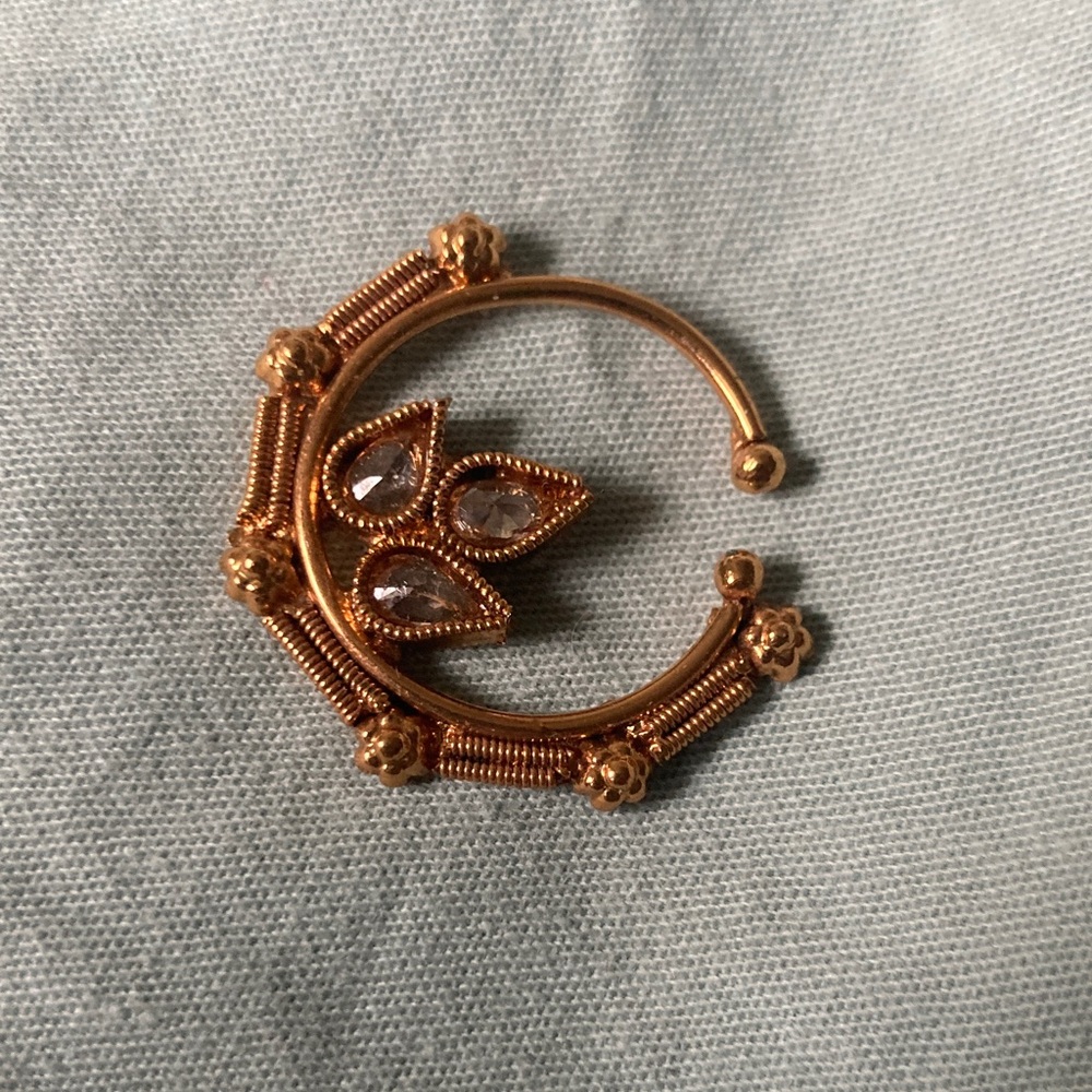 Elegant Gold faux Nose Ring with Crystal Accents